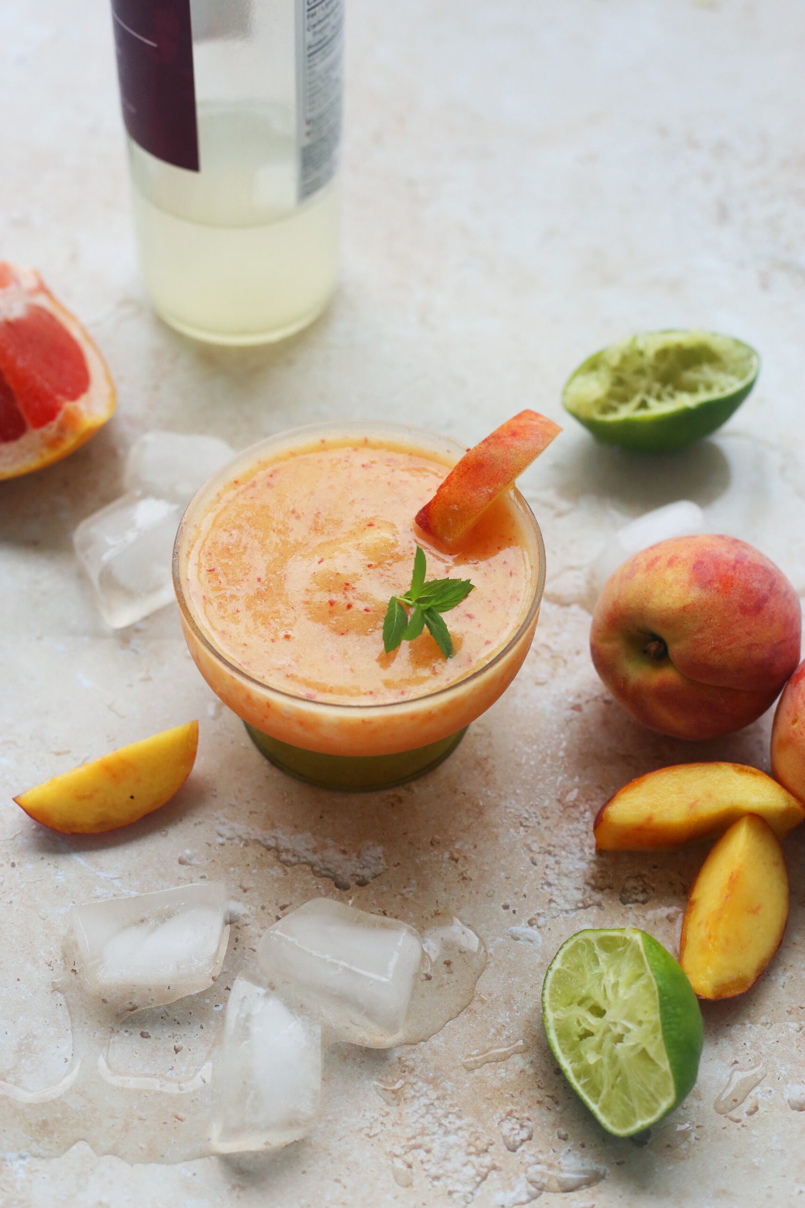 Ontario Peach Frosé